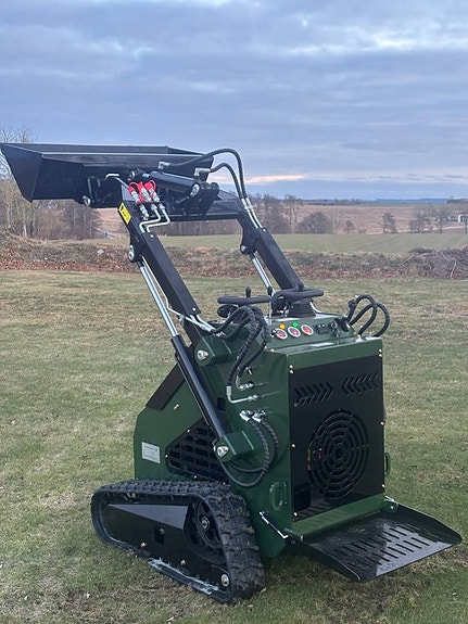 Mini Kompaktlastare 900KG. Briggs & Stratton 13.5 HP. 5 of 5