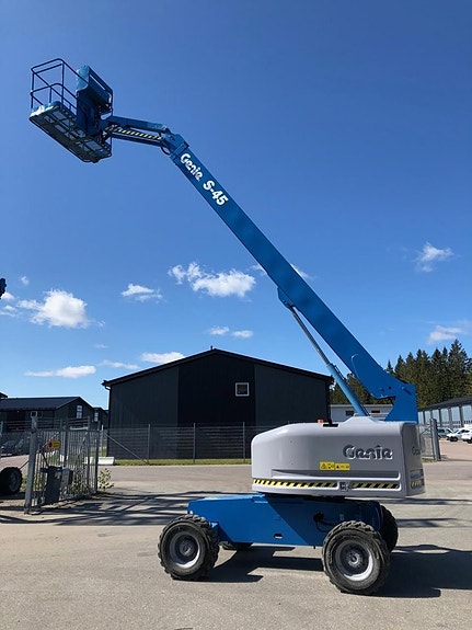 Genie S45 - Bomlift Diesel  - 2011