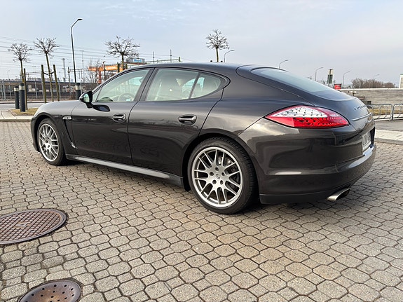 Porsche Panamera 14 of 16
