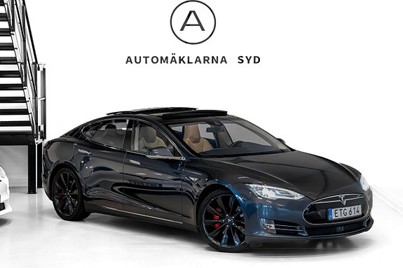 Tesla Model S 4 of 25