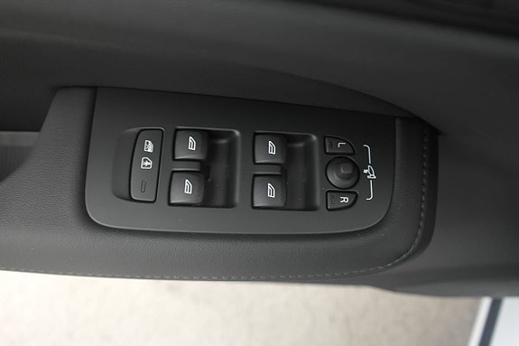 Volvo V60 10 of 18