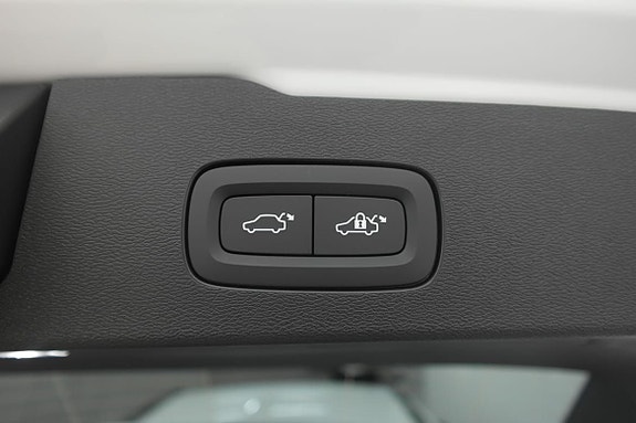 Volvo V60 16 of 18