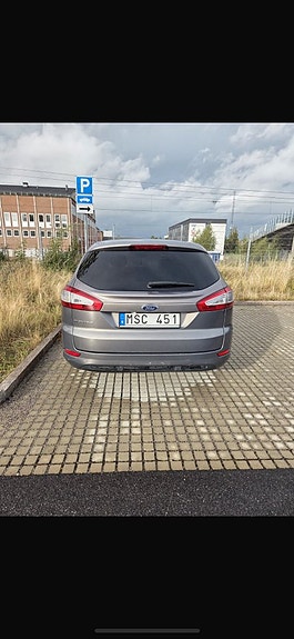 Ford Mondeo 5 of 9