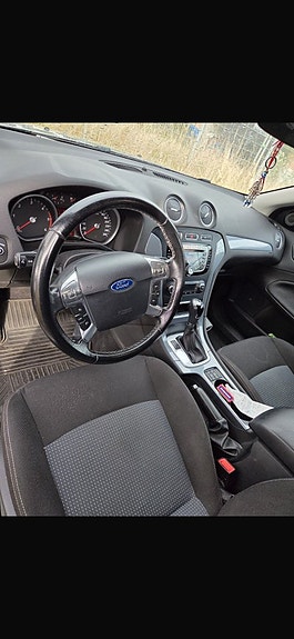 Ford Mondeo 9 of 9