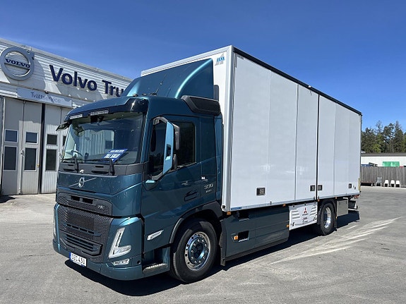 Volvo FM Kylbil med öppningsbarsida