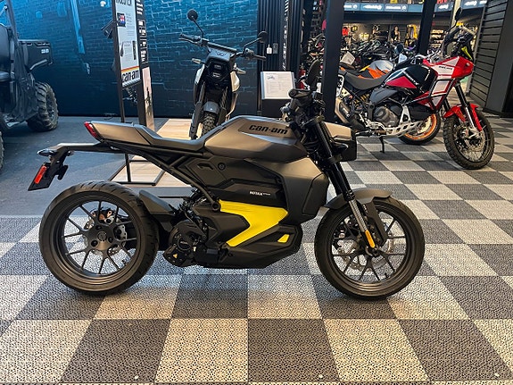 Can-Am Pulse Standard 35 kw -25 *I butiken*