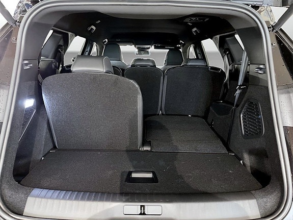 Peugeot 5008 13 of 17