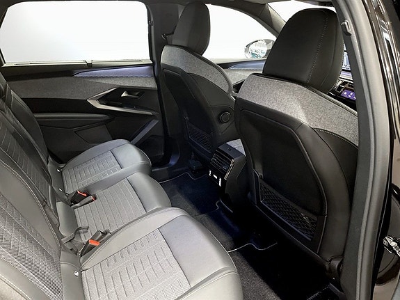 Peugeot 5008 12 of 17