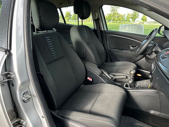 Renault Megane 11 of 16