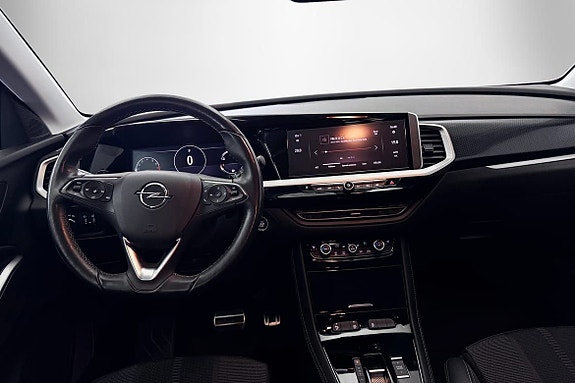 Opel Grandland 8 of 18