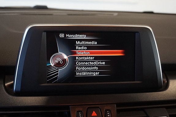 BMW 218i 22 of 27