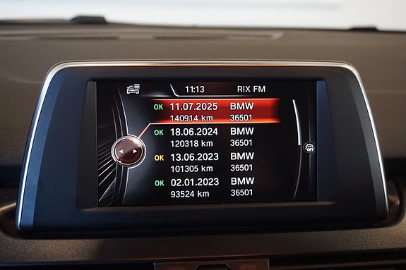 BMW 218i 18 of 27