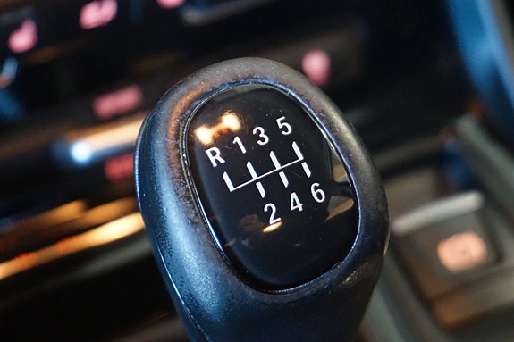 BMW 218i 26 of 27