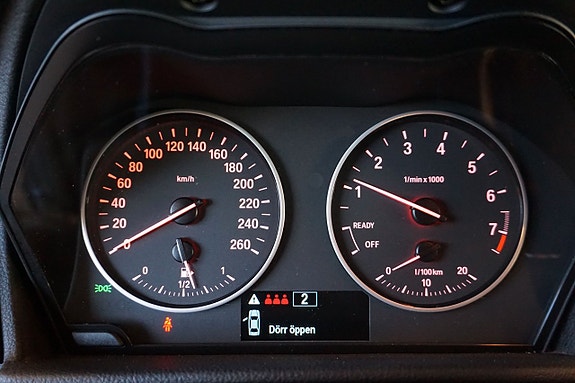 BMW 218i 16 of 27