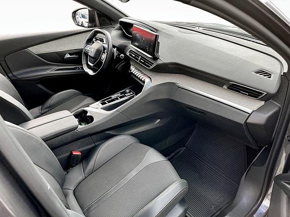 Peugeot 3008 13 of 17