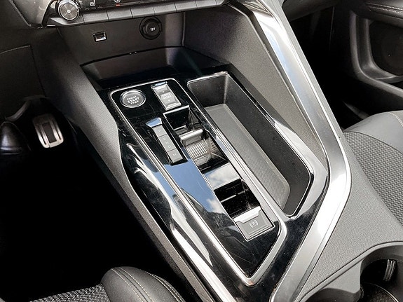 Peugeot 3008 12 of 17