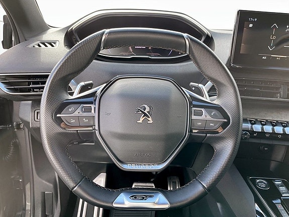 Peugeot 3008 7 of 17