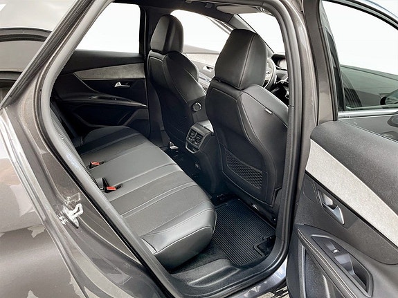 Peugeot 3008 14 of 17