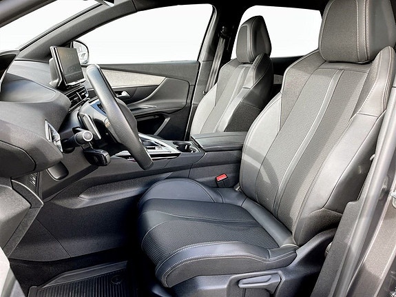 Peugeot 3008 4 of 5
