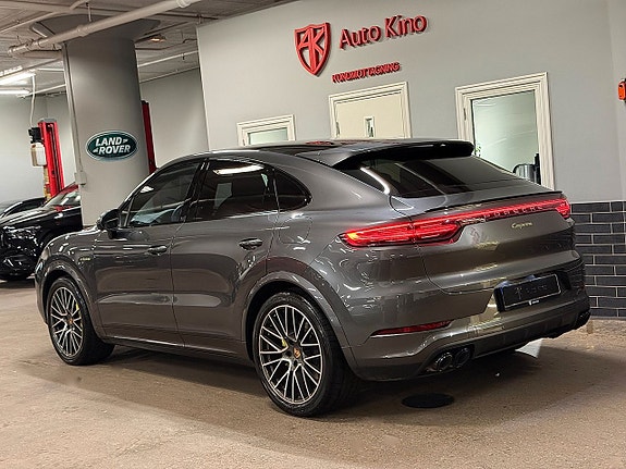 Porsche Cayenne Coupe 7 of 21