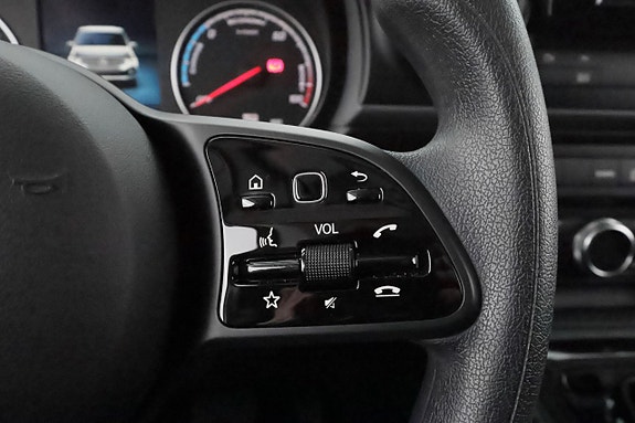 Mercedes-Benz eCitan 12 of 22