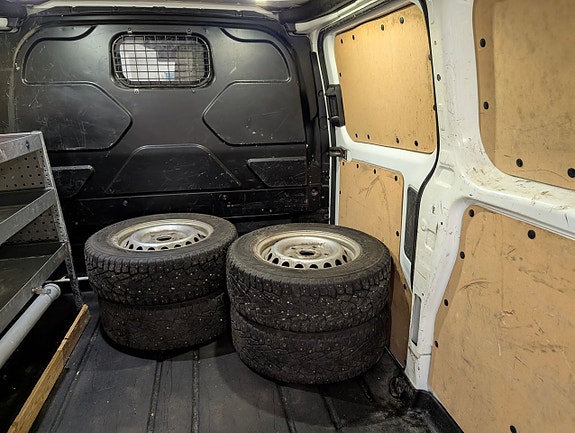 Ford Transit Custom 14 of 14