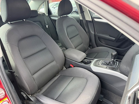 Audi A4 10 of 27