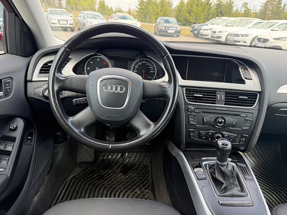 Audi A4 15 of 27