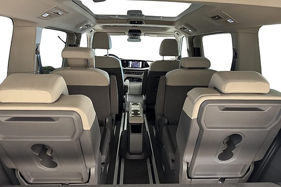 Volkswagen Multivan 19 of 19