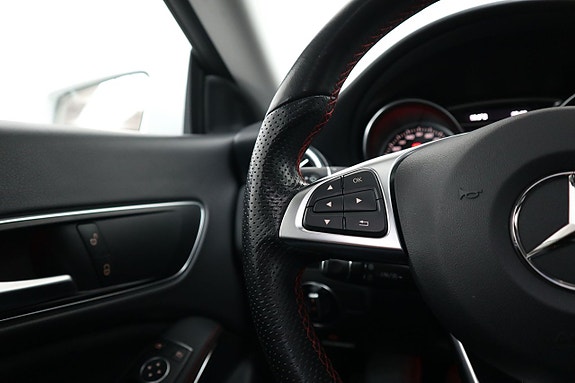 Mercedes-Benz CLA200 d 12 of 25