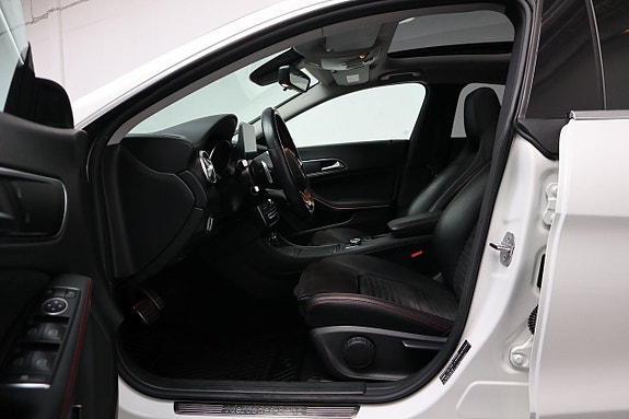 Mercedes-Benz CLA200 d 9 of 25