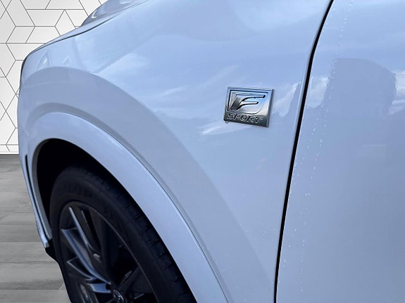 Lexus RX450h 8 of 26