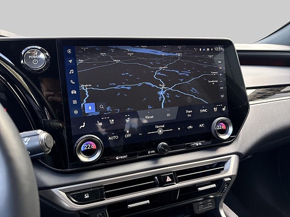Lexus RX450h 15 of 26