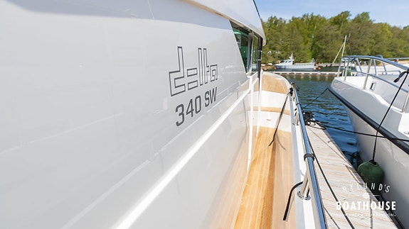 Delta 340 SW | 2x Volvo Penta D4-320 DPI 10 of 30