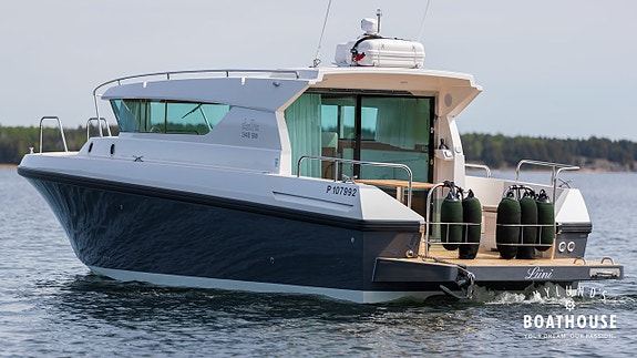 Delta 340 SW | 2x Volvo Penta D4-320 DPI 22 of 30