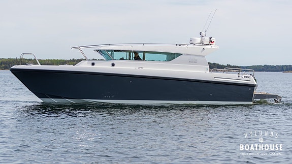 Delta 340 SW | 2x Volvo Penta D4-320 DPI 23 of 30