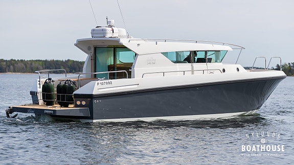 Delta 340 SW | 2x Volvo Penta D4-320 DPI 19 of 30