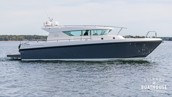 Delta 340 SW | 2x Volvo Penta D4-320 DPI 18 of 30
