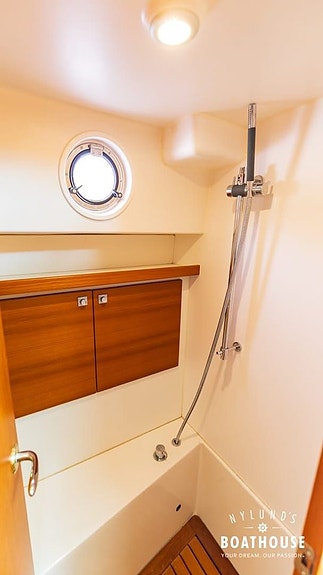 Delta 34 SW | 2x Volvo Penta D4-300 22 of 30