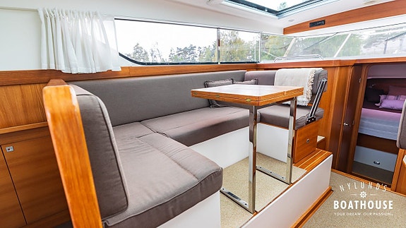 Delta 34 SW | 2x Volvo Penta D4-300 28 of 30