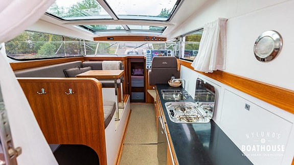 Delta 34 SW | 2x Volvo Penta D4-300 24 of 30
