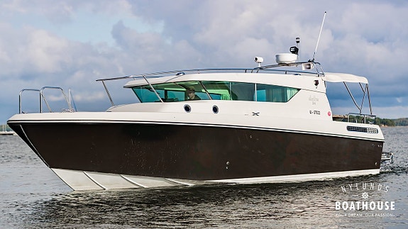 Delta 34 SW | 2x Volvo Penta D4-300 2 of 5