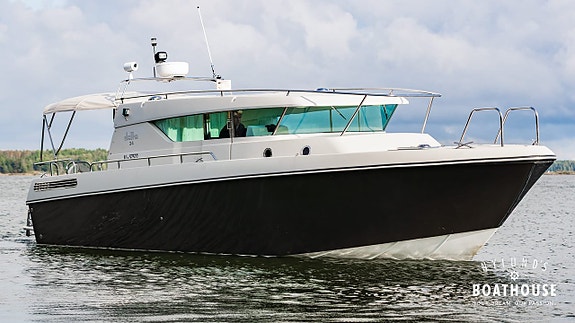 Delta 34 SW | 2x Volvo Penta D4-300A-E 3 of 30