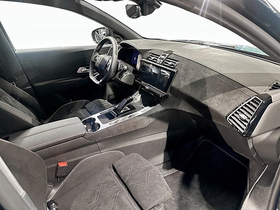 DS DS 7 Crossback 11 of 15