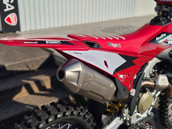 Ducati Desmo450 MX *IBC EDITION AKRAPOVIC* 7 of 10