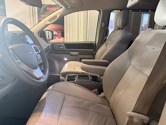 Chrysler Grand Voyager 8 of 22