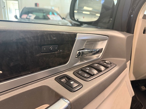 Chrysler Grand Voyager 10 of 22