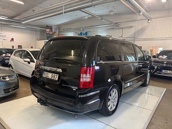 Chrysler Grand Voyager 7 of 22