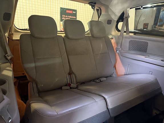 Chrysler Grand Voyager 16 of 22