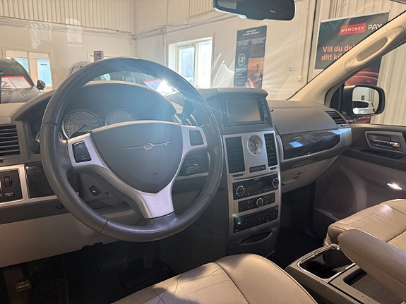 Chrysler Grand Voyager 9 of 22